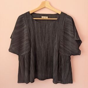 EUC Madewell Pleated Black Top Size Large